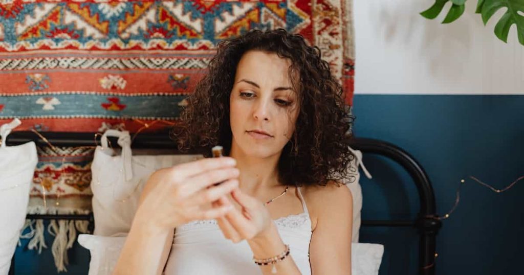 Coconut Hair Oil for Long Hairs-min