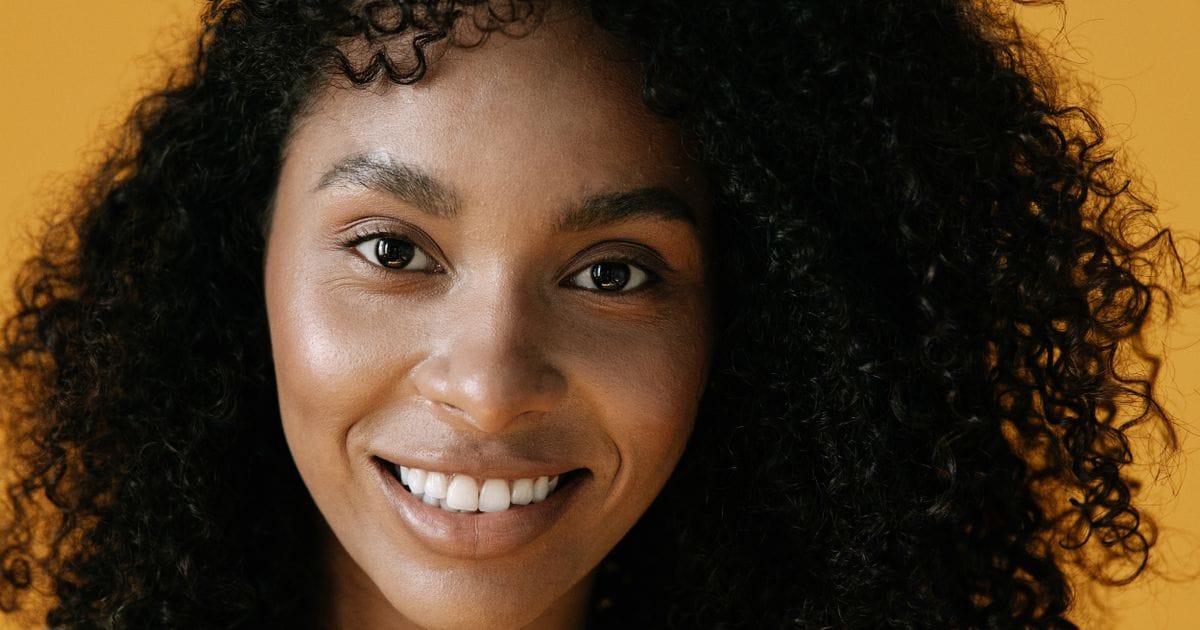 Woman with healthy hair after oiling